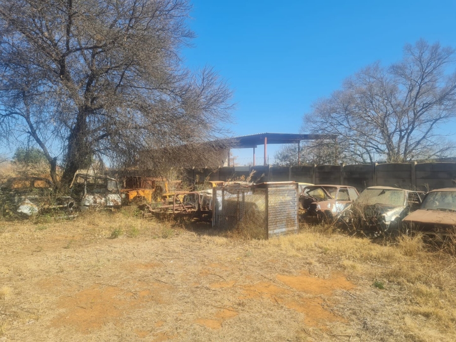 Commercial Property for Sale in Stilfontein Industrial North West